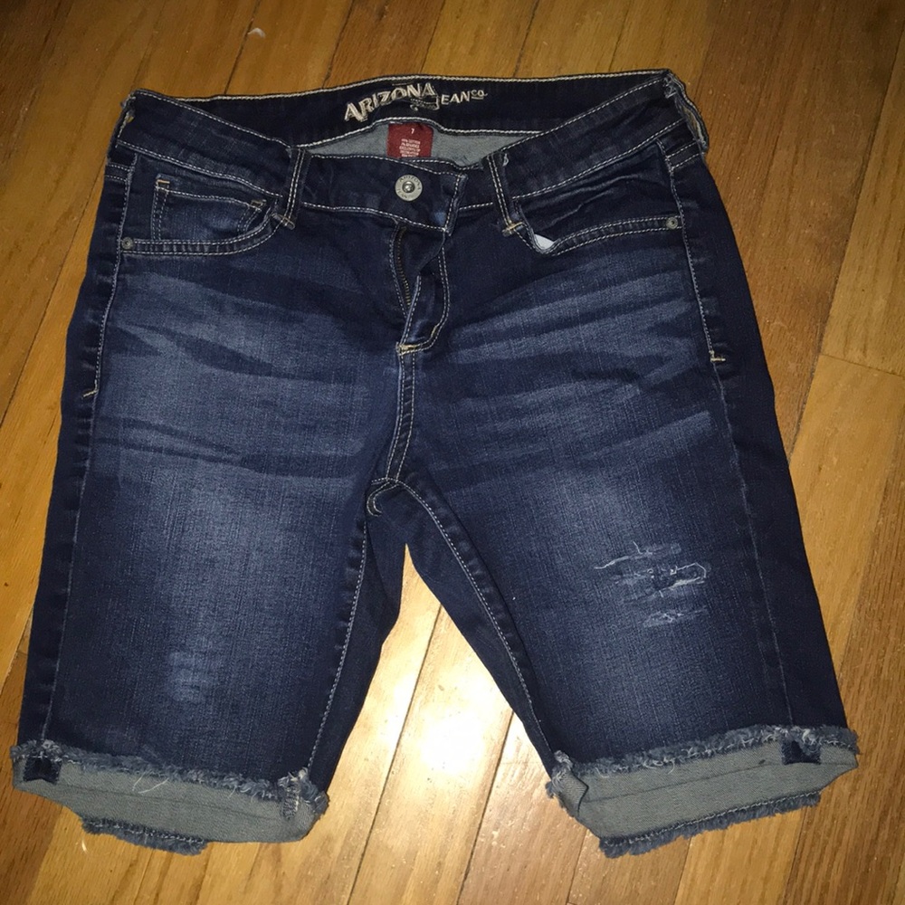 navy blue shorts
